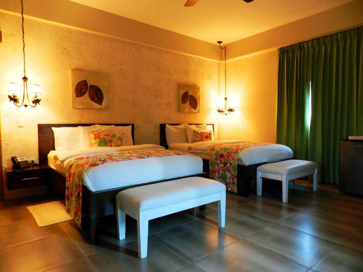 Mon Hotel Boutique Constanza Exteriör bild
