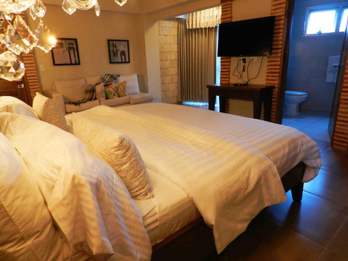 Mon Hotel Boutique Constanza Exteriör bild